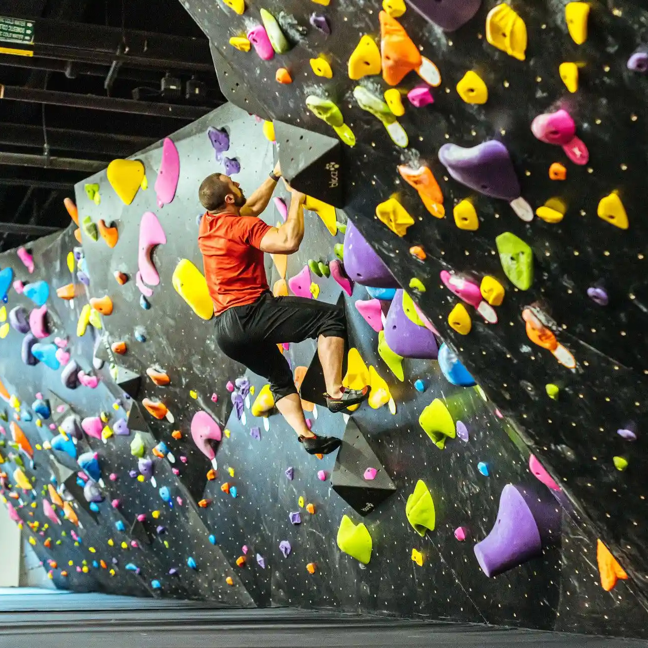 兒童游樂(lè)設(shè)備