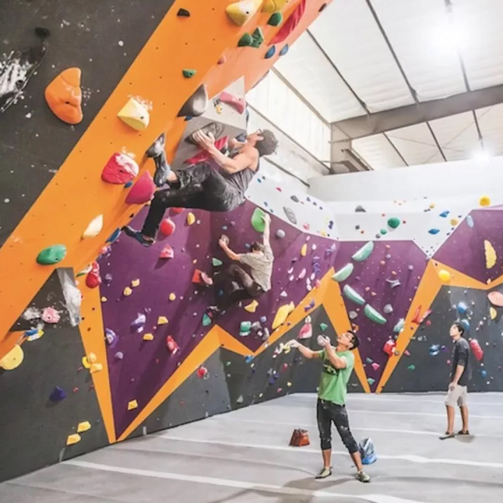 拓展游樂(lè)設(shè)備